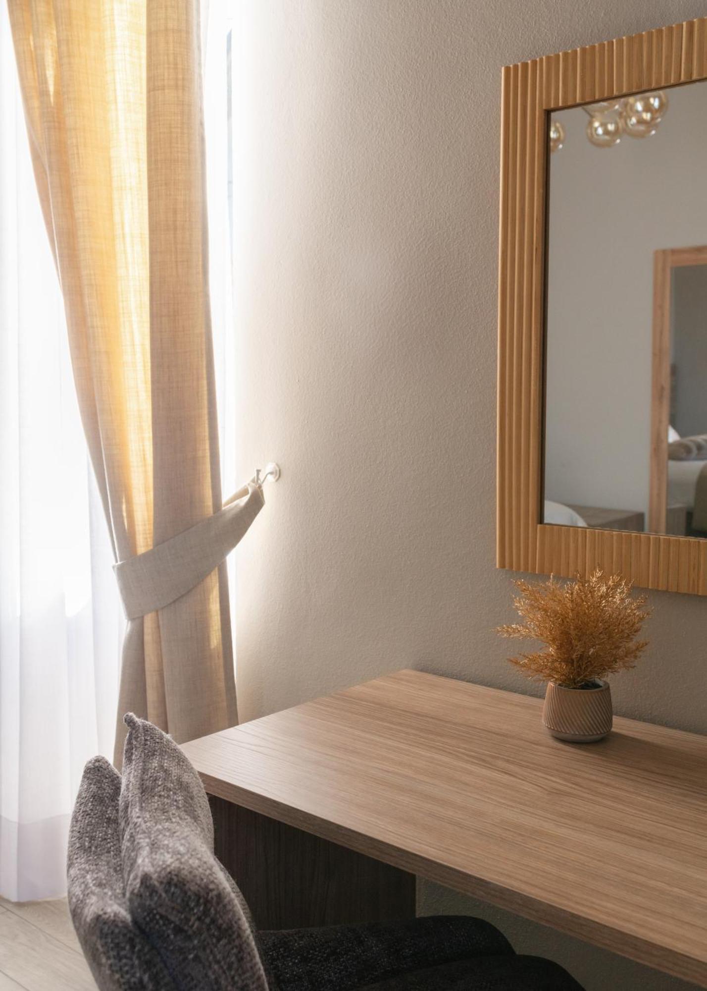 Apartamento La Vigna Luino Exterior foto